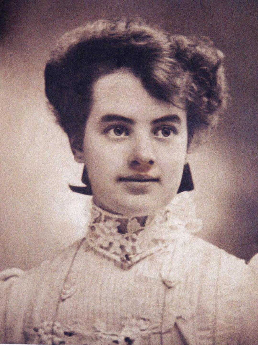 Mary Jane Simpson (1838 - 1929) Profile